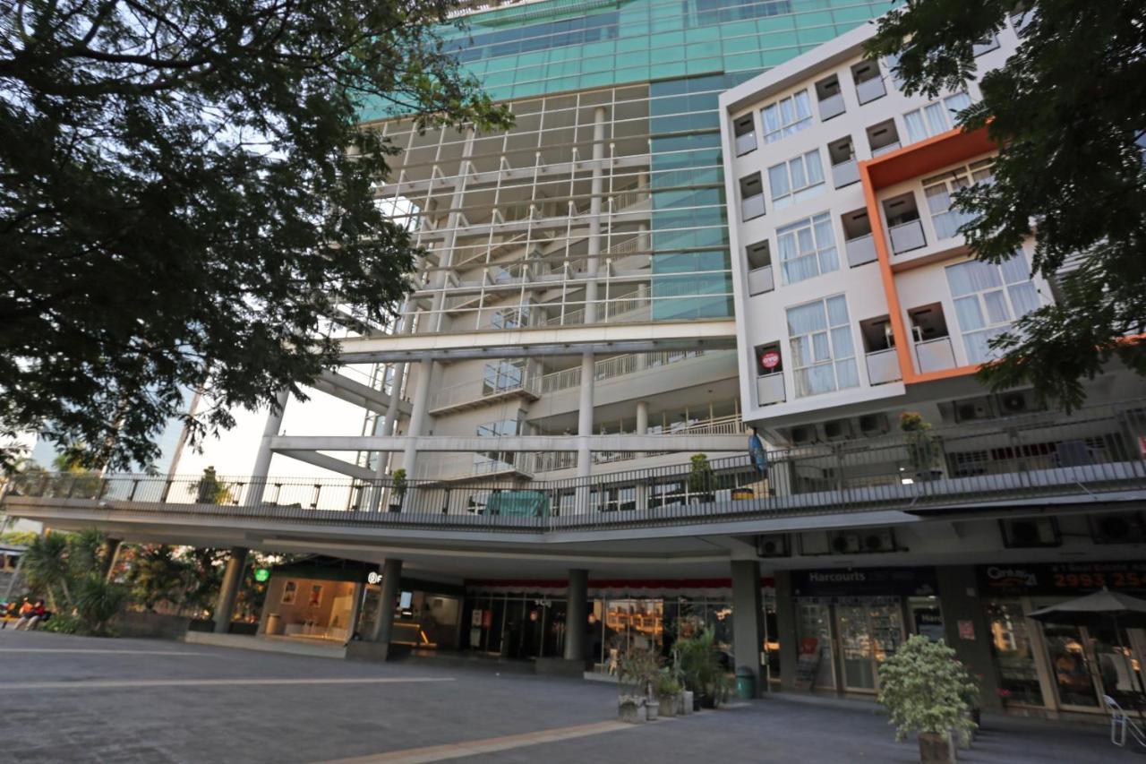 Capital O 1748 Thamrin Condotel Jakarta Exterior photo