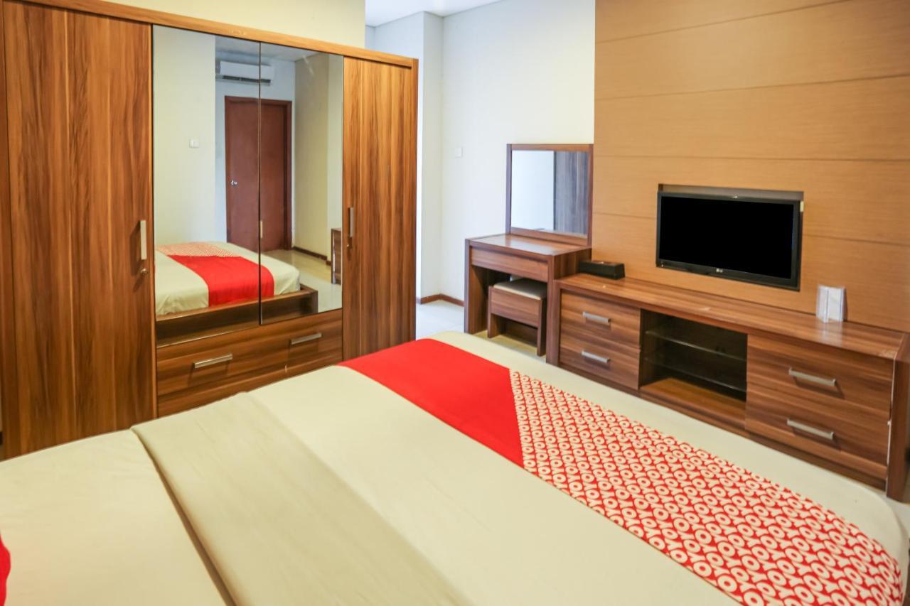 Capital O 1748 Thamrin Condotel Jakarta Exterior photo