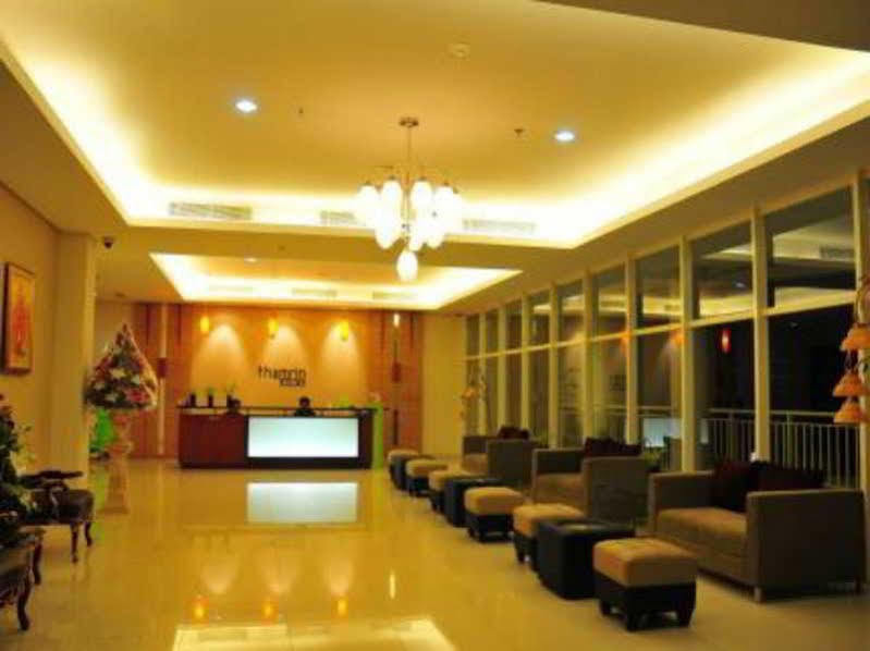 Capital O 1748 Thamrin Condotel Jakarta Exterior photo